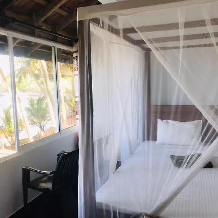 Surf Home Stay Hiriketiya Dikwella Exterior foto