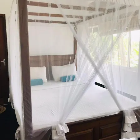 Surf Home Stay Hiriketiya Dikwella Exterior foto