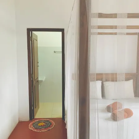 Surf Home Stay Hiriketiya Dikwella Exterior foto