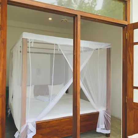 Surf Home Stay Hiriketiya Dikwella Exterior foto