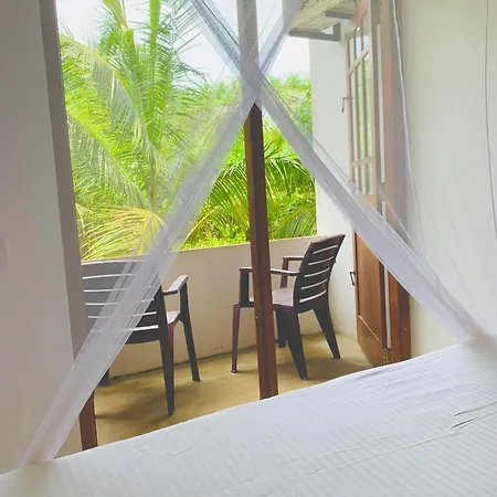 Surf Home Stay Hiriketiya Dikwella Exterior foto