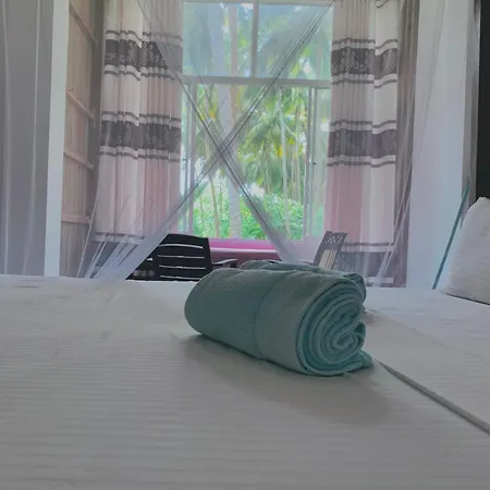 Surf Home Stay Hiriketiya Dikwella Exterior foto