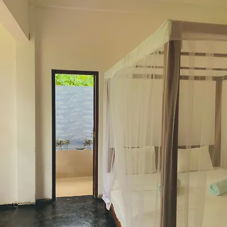 Surf Home Stay Hiriketiya Dikwella Exterior foto