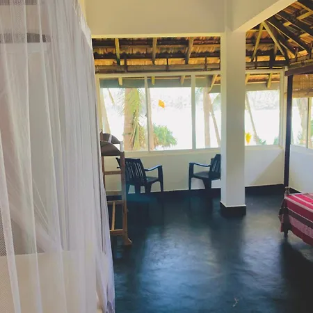 Surf Home Stay Hiriketiya Dikwella Exterior foto
