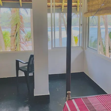 Surf Home Stay Hiriketiya Dikwella Exterior foto